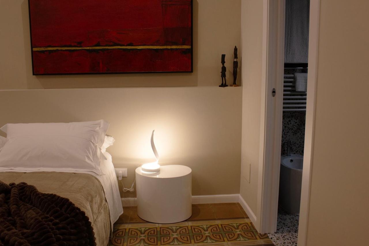 La Chimera Luxury Home Taranto Bagian luar foto