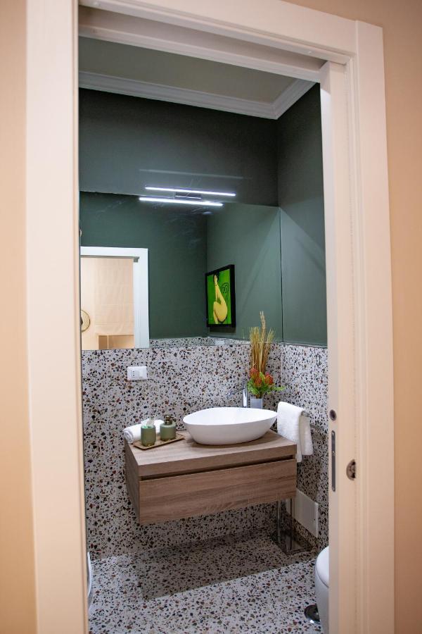 La Chimera Luxury Home Taranto Bagian luar foto