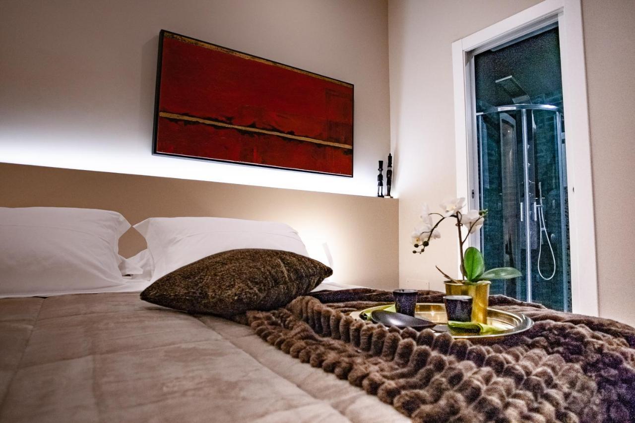 La Chimera Luxury Home Taranto Bagian luar foto