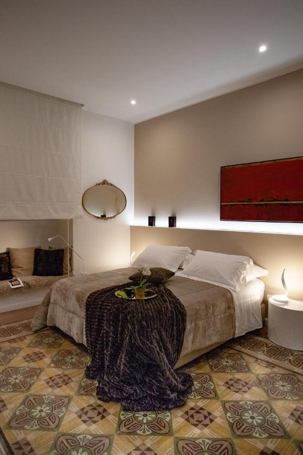 La Chimera Luxury Home Taranto Bagian luar foto